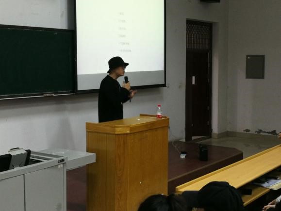 图:尚巍分享自己的创业经历